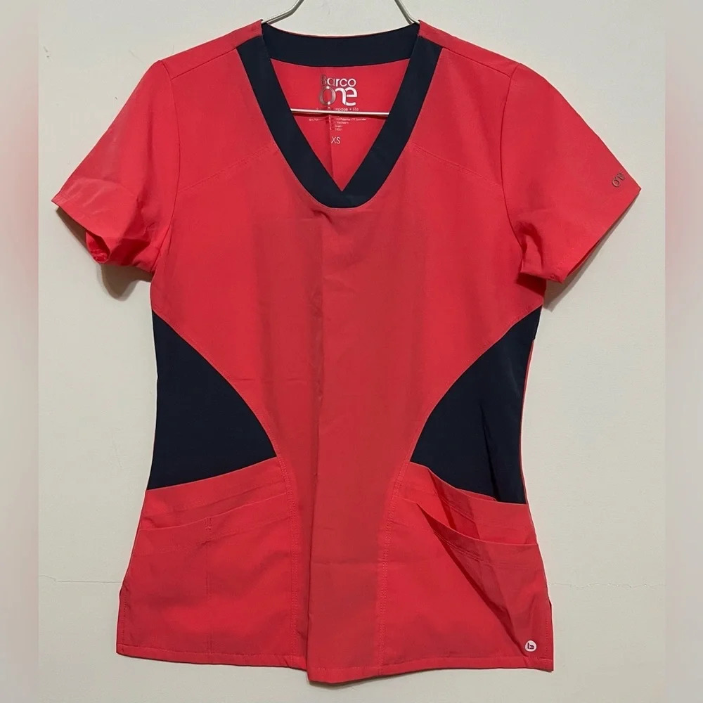 Barco One scrub top. Coral/gray. Excellent condition. Size XS